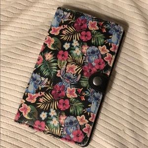 Stitch wallet (from LILO & Stitch)